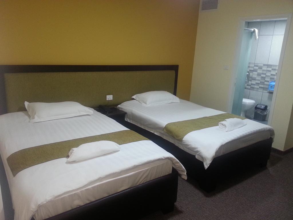 Holy Family Hotel Betlehem Rom bilde